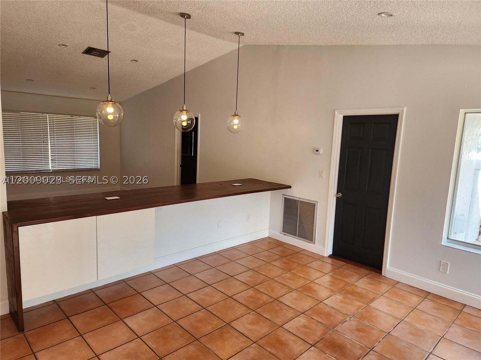 Real estate property located at 9825 132nd Ct, Miami-dade, Calusa Club Estates 5th A, Miami, FL