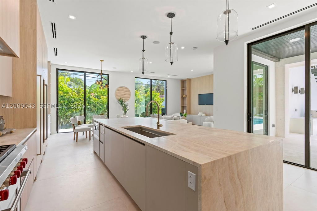Real estate property located at 730 Zamora Ave, Miami-dade, Coral Estates, Coral Gables, FL