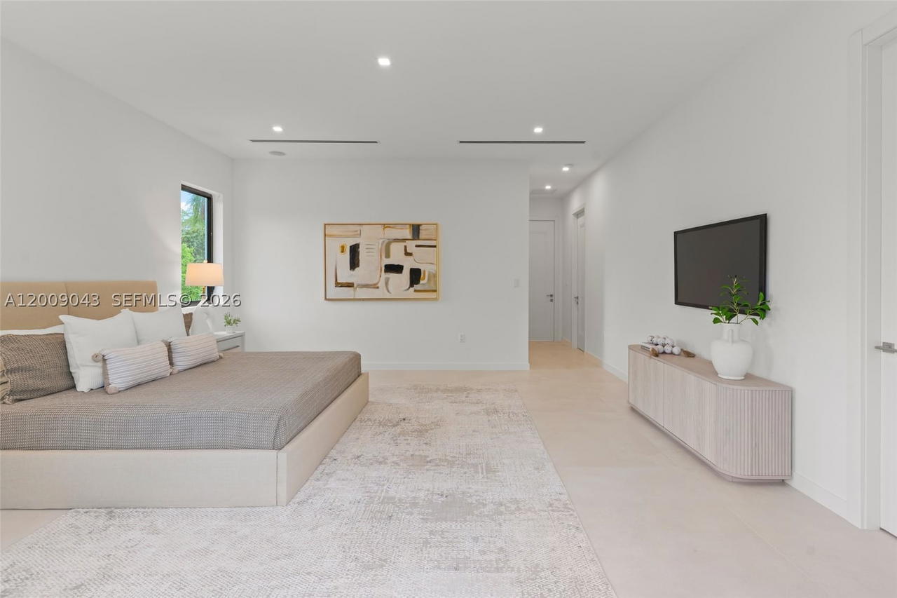 Real estate property located at 730 Zamora Ave, Miami-dade, Coral Estates, Coral Gables, FL