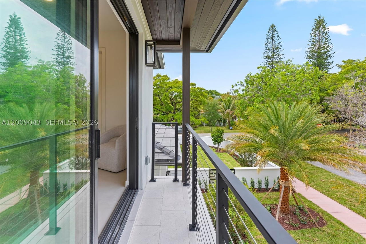 Real estate property located at 730 Zamora Ave, Miami-dade, Coral Estates, Coral Gables, FL