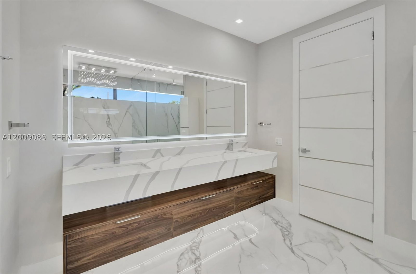 Real estate property located at 1223 12th Ct #1223, Miami-dade, Skyview Homes Condo, Miami, FL