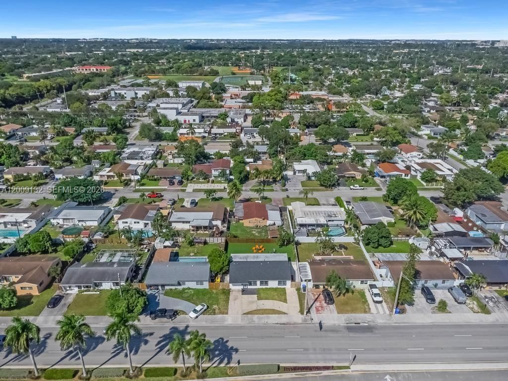 Real estate property located at 6941 Sheridan St, Broward, Driftwood Acres No 20, Hollywood, FL