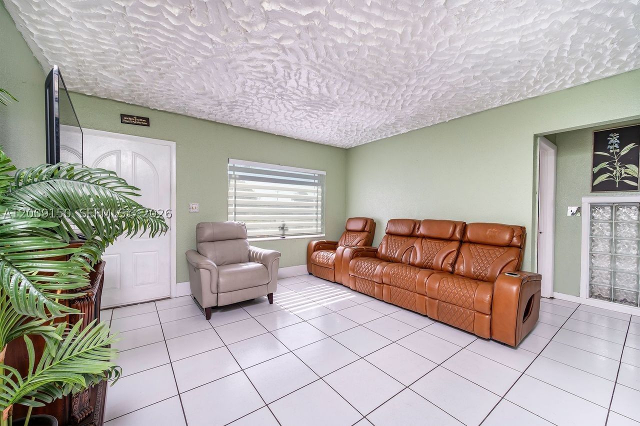 Real estate property located at 8200 31st Ave, Miami-dade, Greenville Manor, Miami, FL