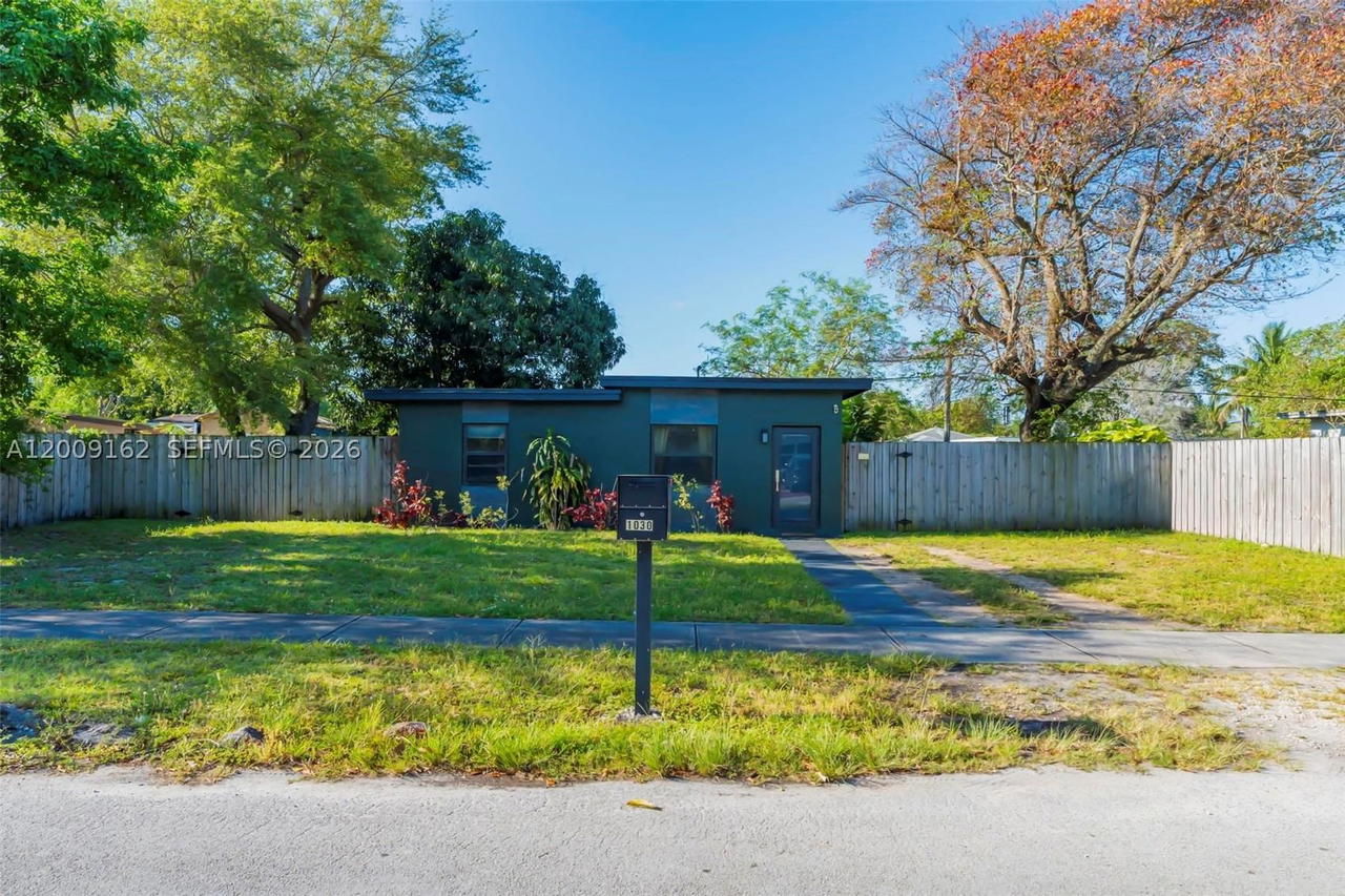 Real estate property located at 1030 141st St, Miami-dade, Hyde Park Manor, Miami, FL