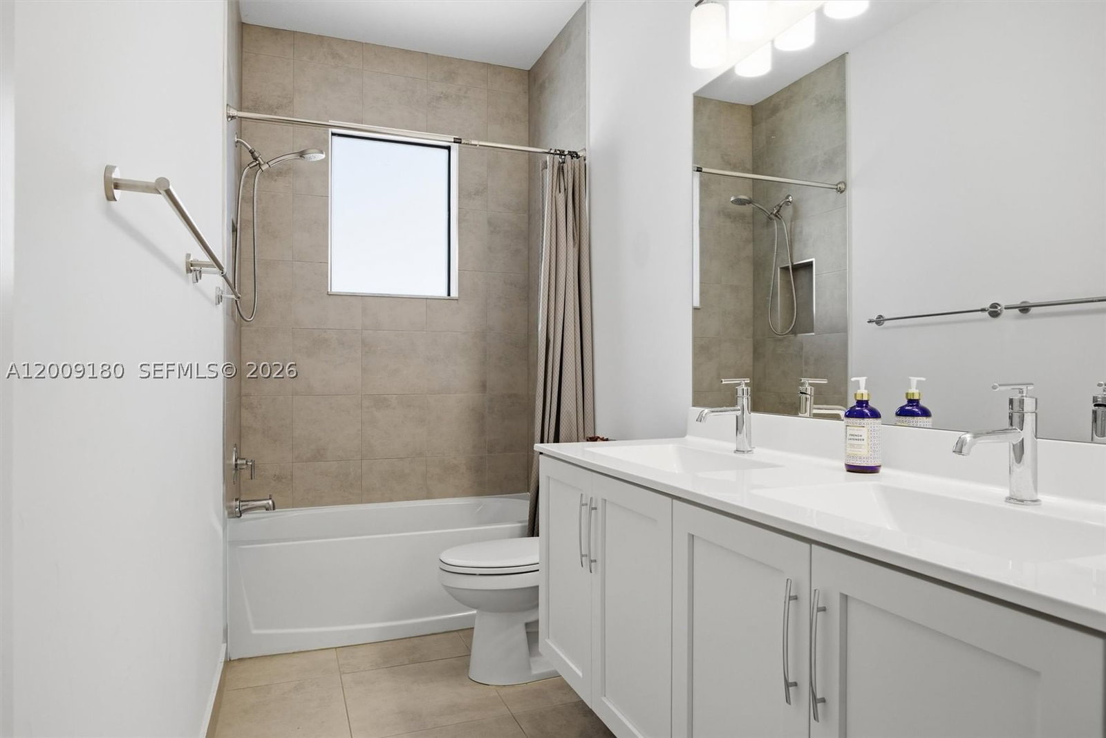 Real estate property located at 10870 Windward St, Broward, Cascata At Miralago, Parkland, FL