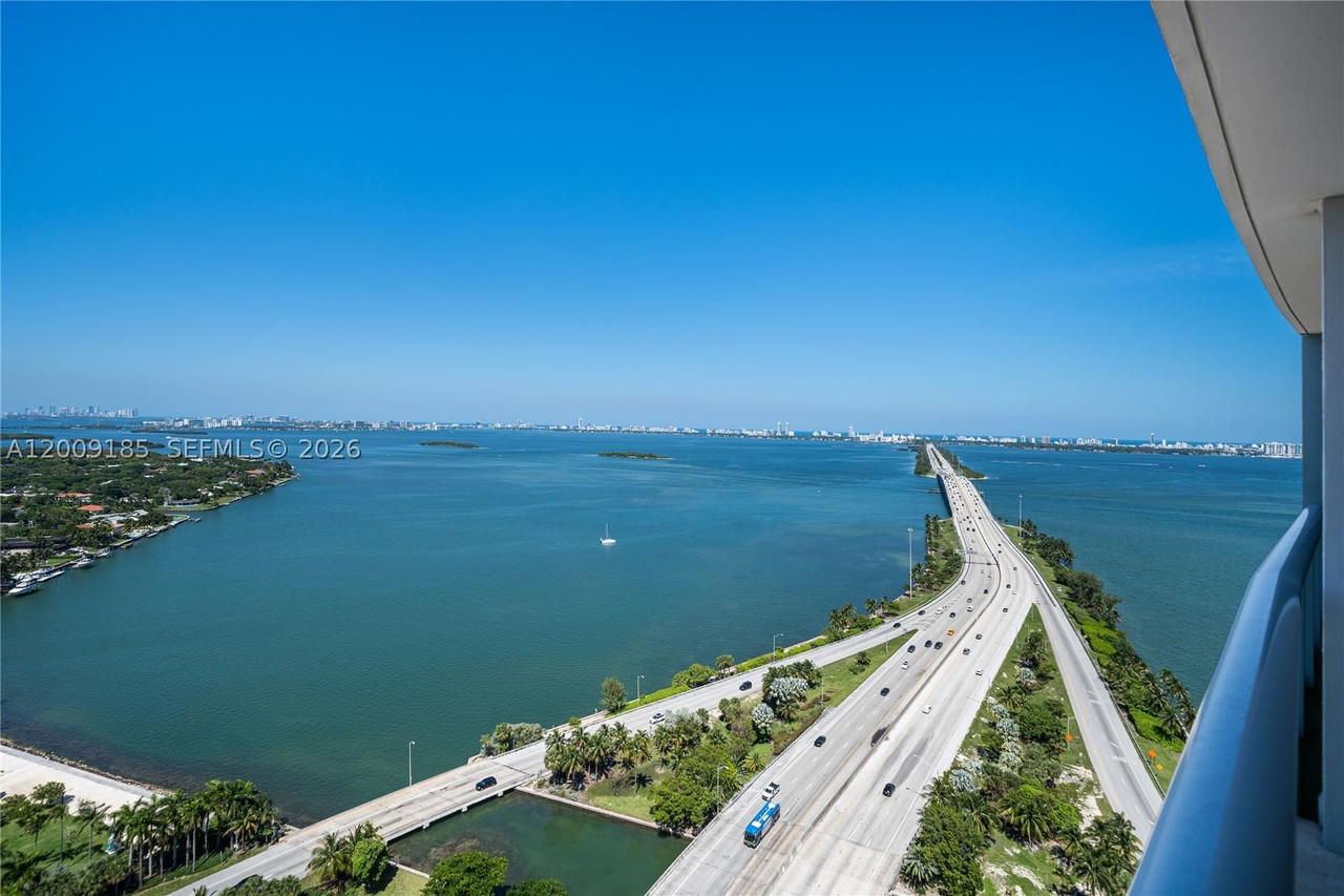 Real estate property located at 601 36th st #2908, Miami-dade, Blue Condo, Miami, FL