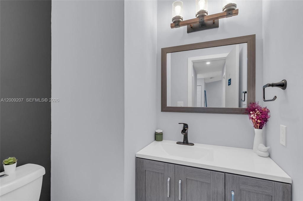 Real estate property located at 13756 54th Ter, Miami-dade, Bent Tree Sec 1, Miami, FL