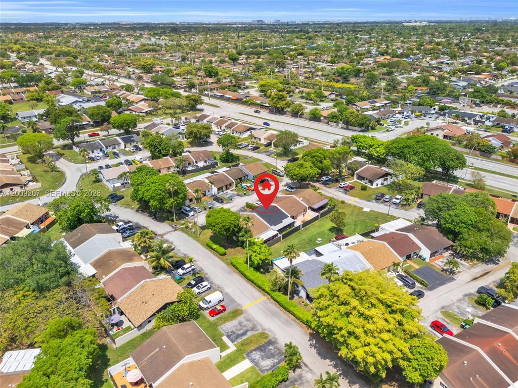 Real estate property located at 13756 54th Ter, Miami-dade, Bent Tree Sec 1, Miami, FL