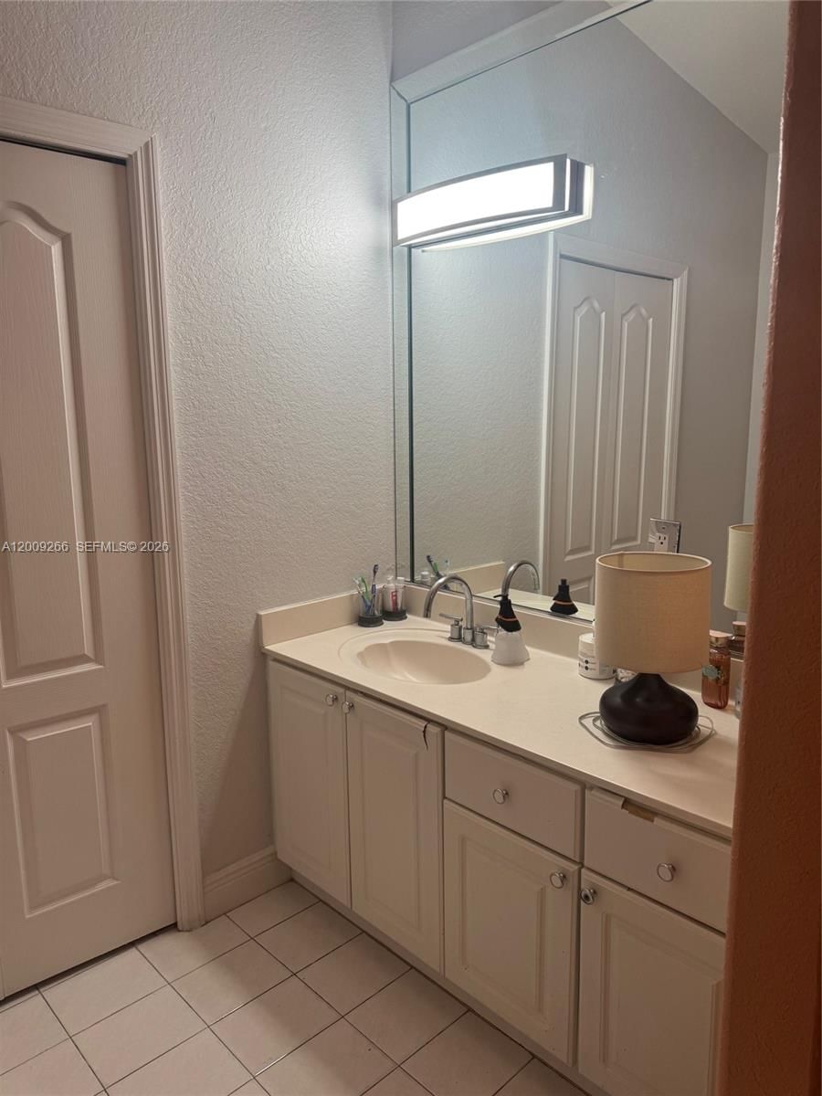 Real estate property located at 8748 143rd Ter, Miami-dade, Serenity Point, Miami Lakes, FL