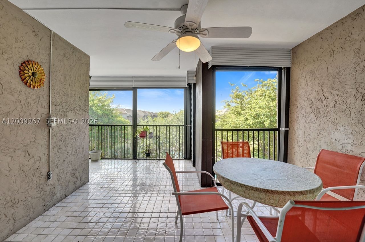 Real estate property located at 2806 46th Ave D637, Broward, Grandview At Emerald Hill, Hollywood, FL