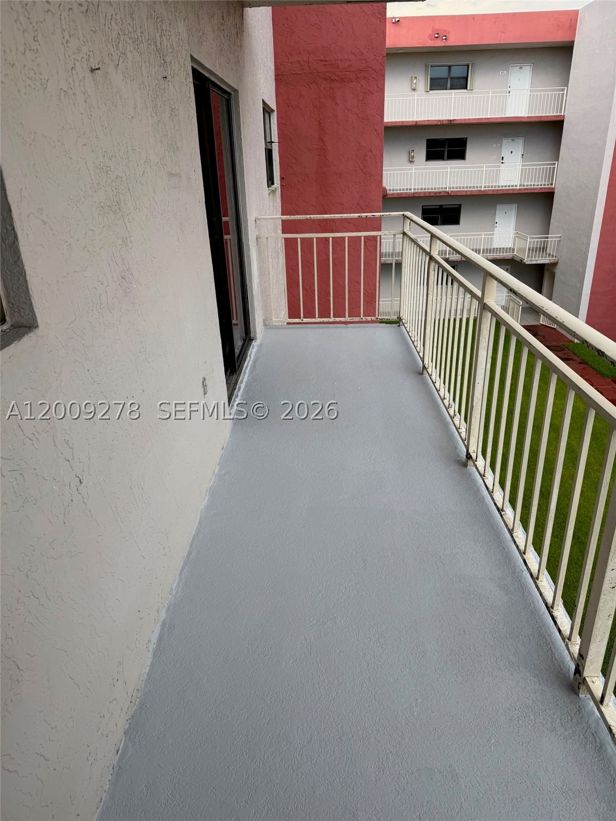 Real estate property located at 8425 8th St #306, Miami-dade, Visions At Fountainbleau, Miami, FL