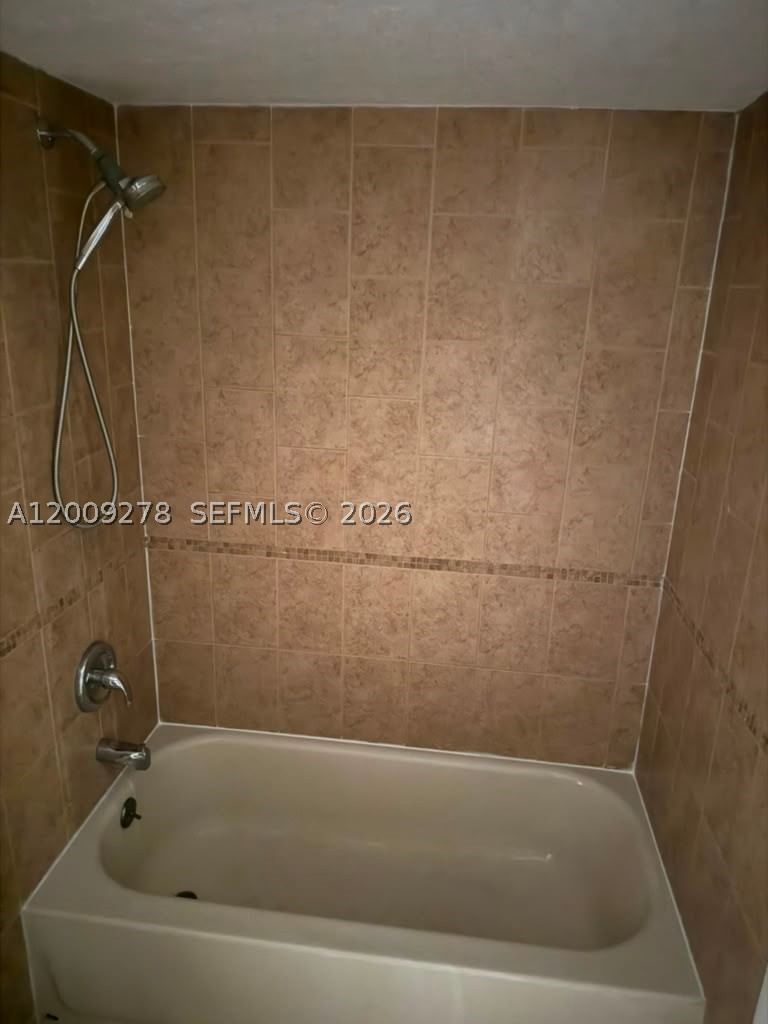 Real estate property located at 8425 8th St #306, Miami-dade, Visions At Fountainbleau, Miami, FL