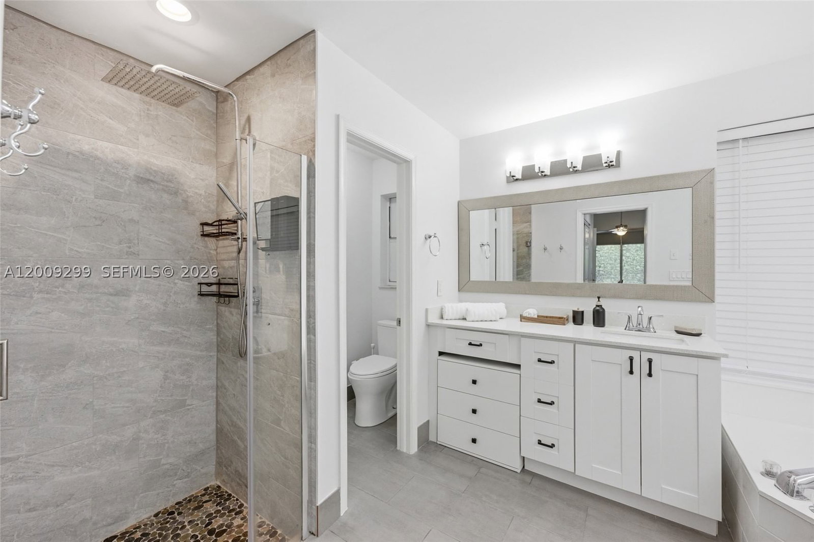 Real estate property located at 1135 Fairfax Ln, Broward, Sunset Springs, Weston, FL