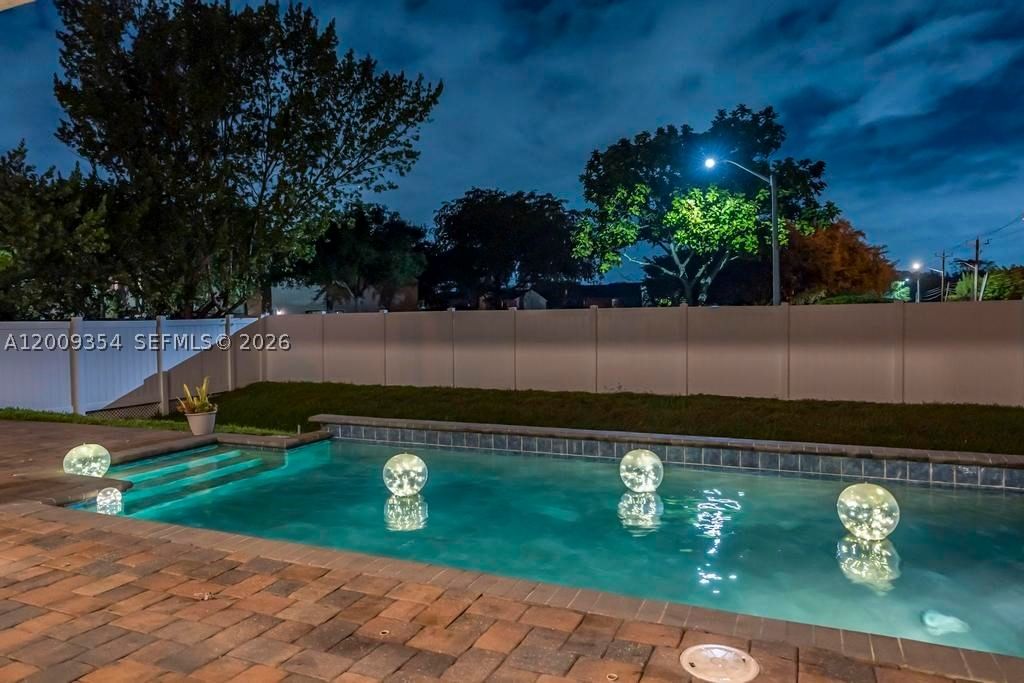 Real estate property located at 7601 CAVALIA Dr, Broward, Cavalia Estates, Davie, FL