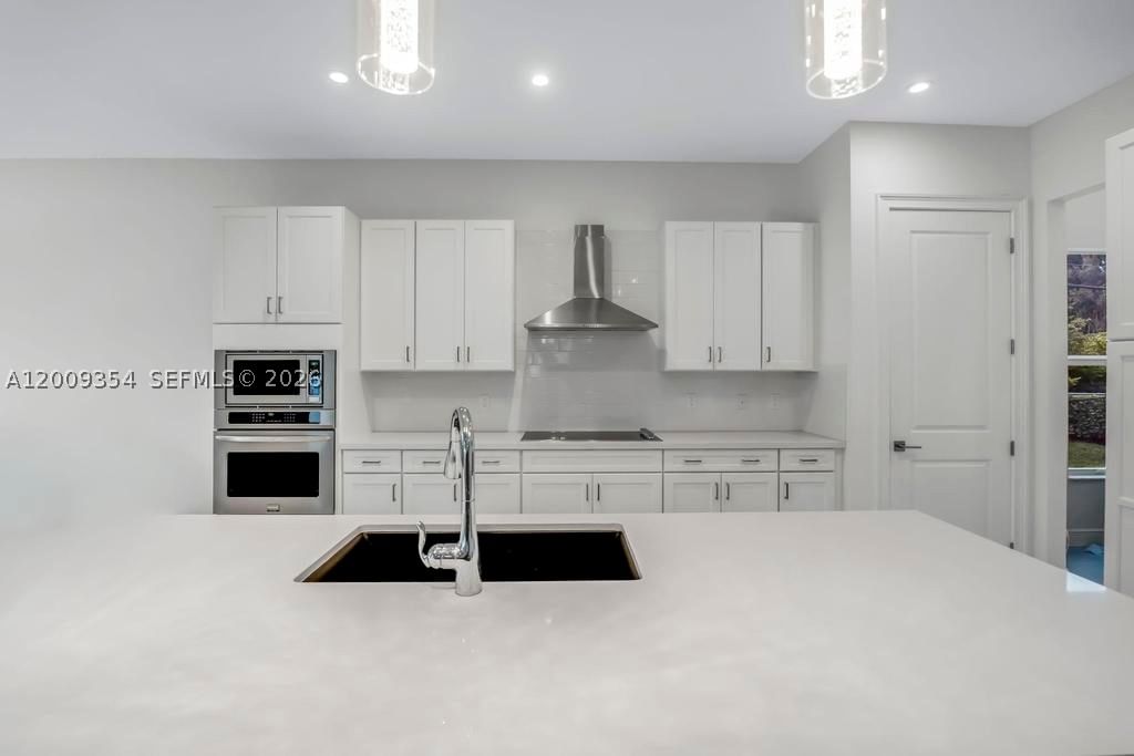Real estate property located at 7601 CAVALIA Dr, Broward, Cavalia Estates, Davie, FL