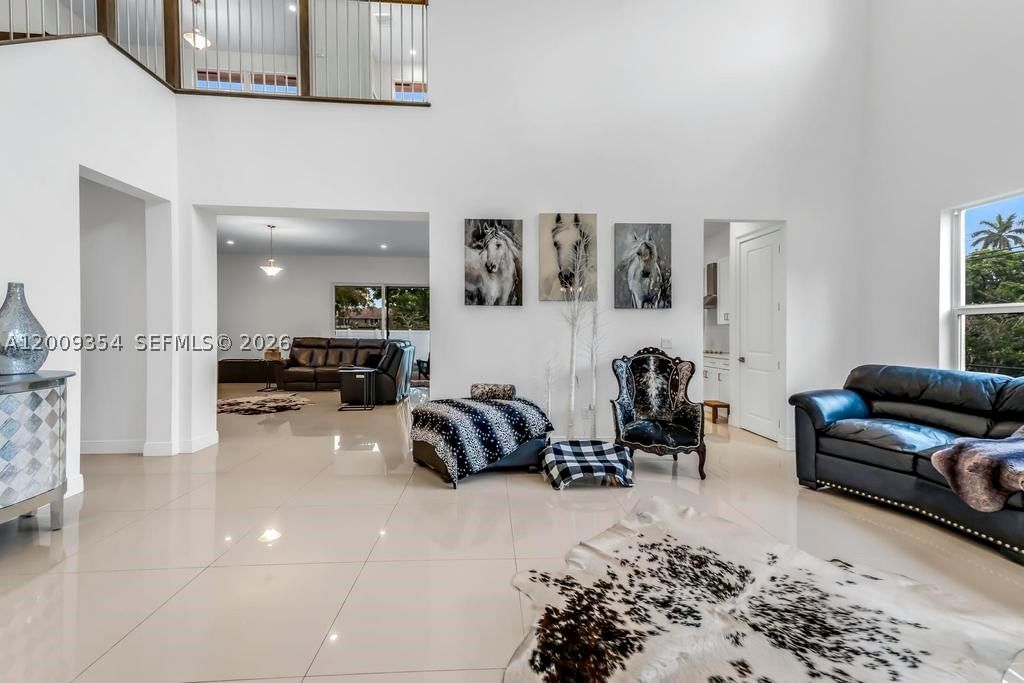 Real estate property located at 7601 CAVALIA Dr, Broward, Cavalia Estates, Davie, FL