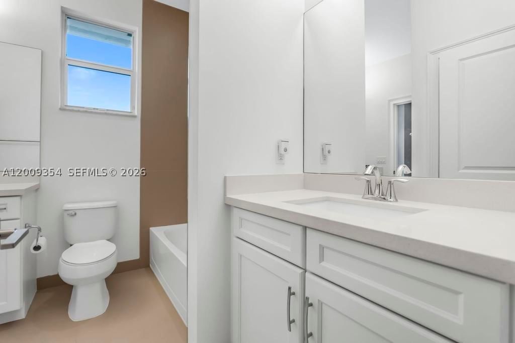 Real estate property located at 7601 CAVALIA Dr, Broward, Cavalia Estates, Davie, FL