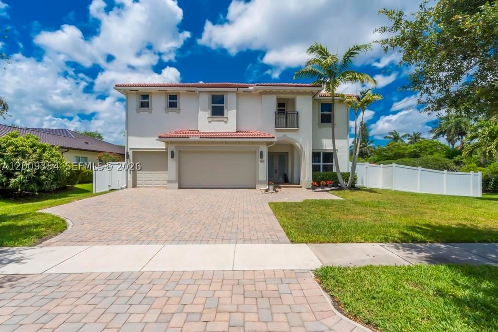 Real estate property located at 7601 CAVALIA Dr, Broward, Cavalia Estates, Davie, FL