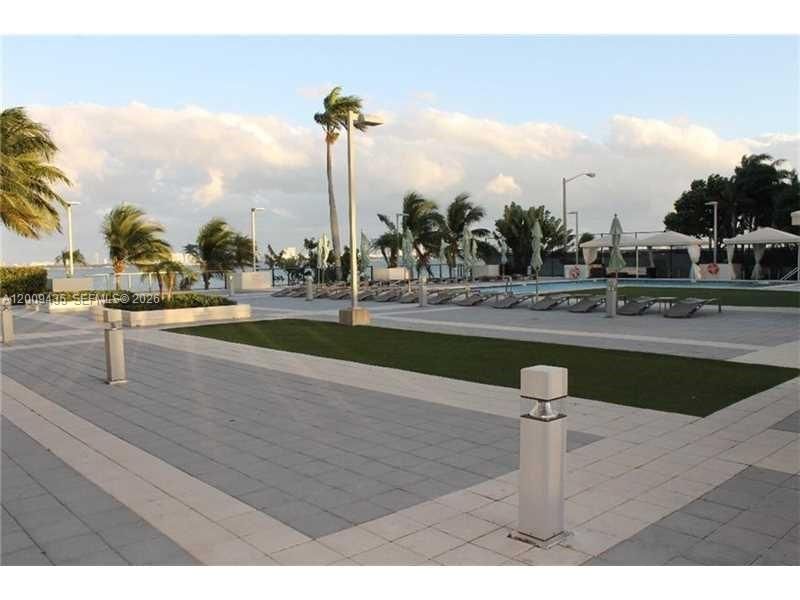 Real estate property located at 600 36th St #1109, Miami-dade, Charter Club Condo, Miami, FL