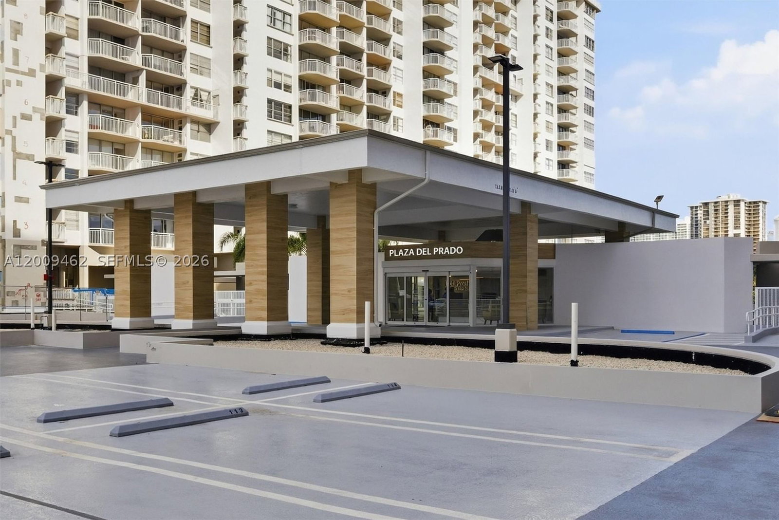 Real estate property located at 18071 Biscayne Blvd #802, Miami-dade, Del Prado Marina, Aventura, FL