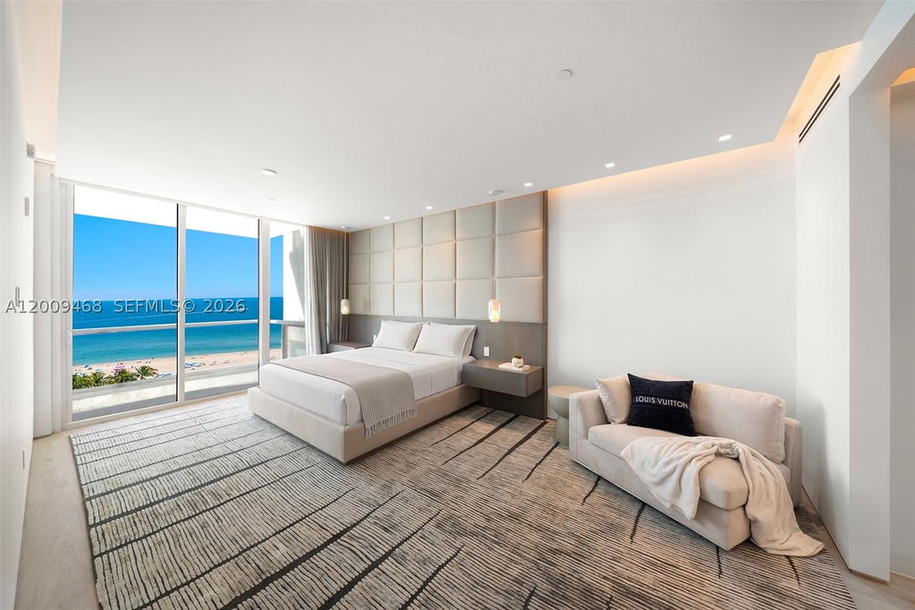 Real estate property located at 100 Pointe Dr #1206, Miami-dade, Continuum On South Beach, Miami Beach, FL