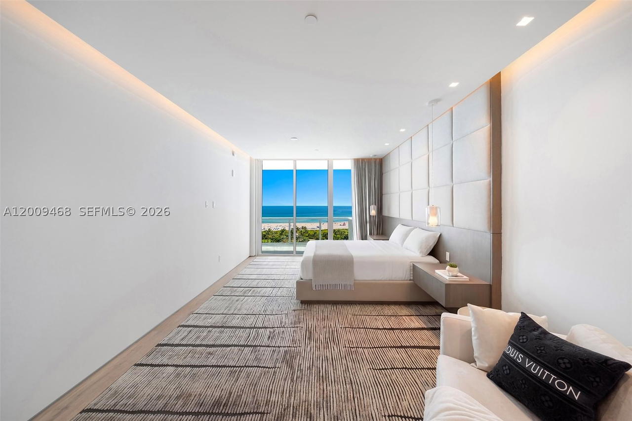 Real estate property located at 100 Pointe Dr #1206, Miami-dade, Continuum On South Beach, Miami Beach, FL