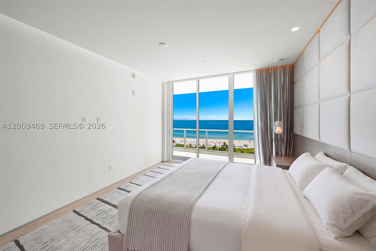 Real estate property located at 100 Pointe Dr #1206, Miami-dade, Continuum On South Beach, Miami Beach, FL