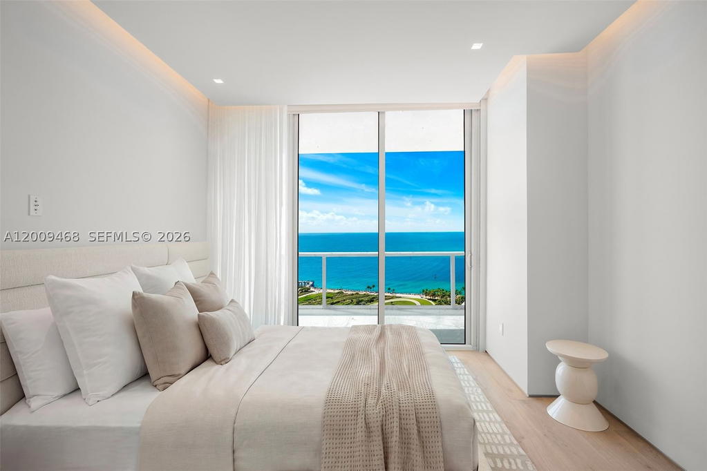 Real estate property located at 100 Pointe Dr #1206, Miami-dade, Continuum On South Beach, Miami Beach, FL