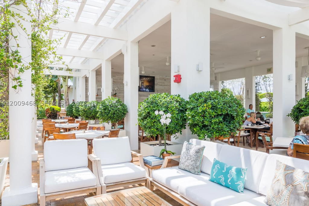 Real estate property located at 100 Pointe Dr #1206, Miami-dade, Continuum On South Beach, Miami Beach, FL