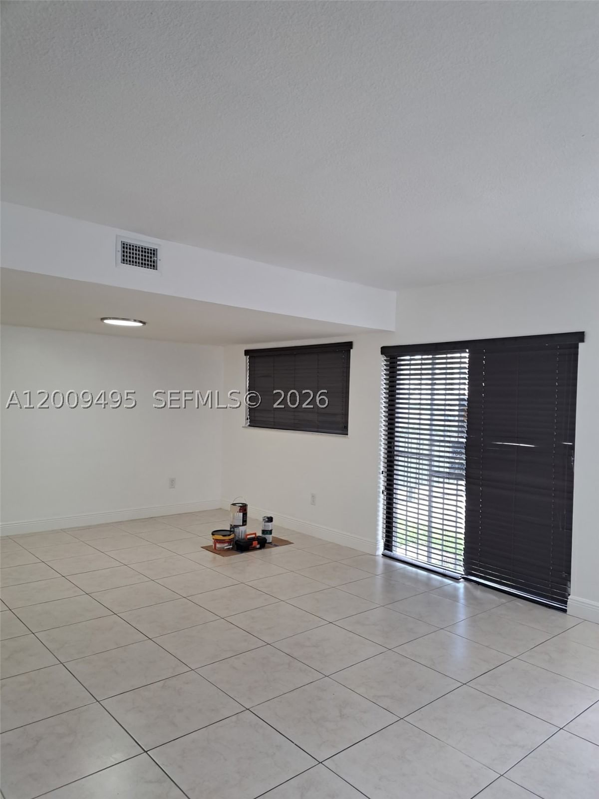 Real estate property located at 8541 7th St #32, Miami-dade, Florida 2000 Condo, Miami, FL