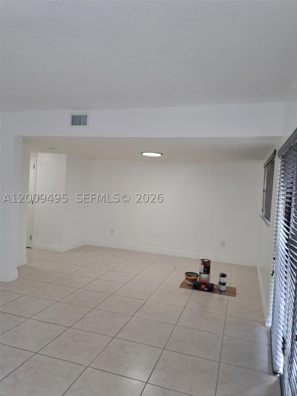 Real estate property located at 8541 7th St #32, Miami-dade, Florida 2000 Condo, Miami, FL