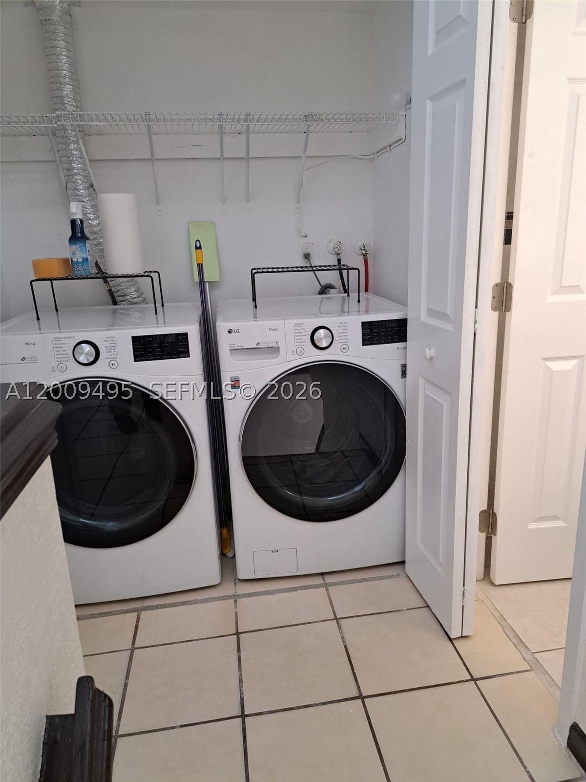 Real estate property located at 8541 7th St #32, Miami-dade, Florida 2000 Condo, Miami, FL