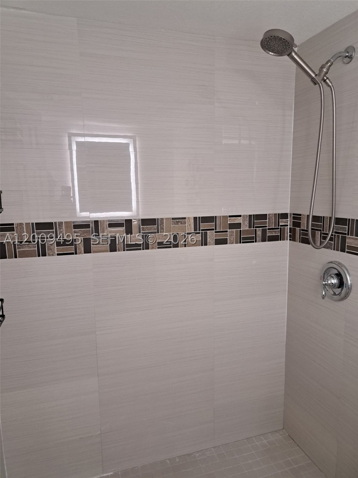 Real estate property located at 8541 7th St #32, Miami-dade, Florida 2000 Condo, Miami, FL