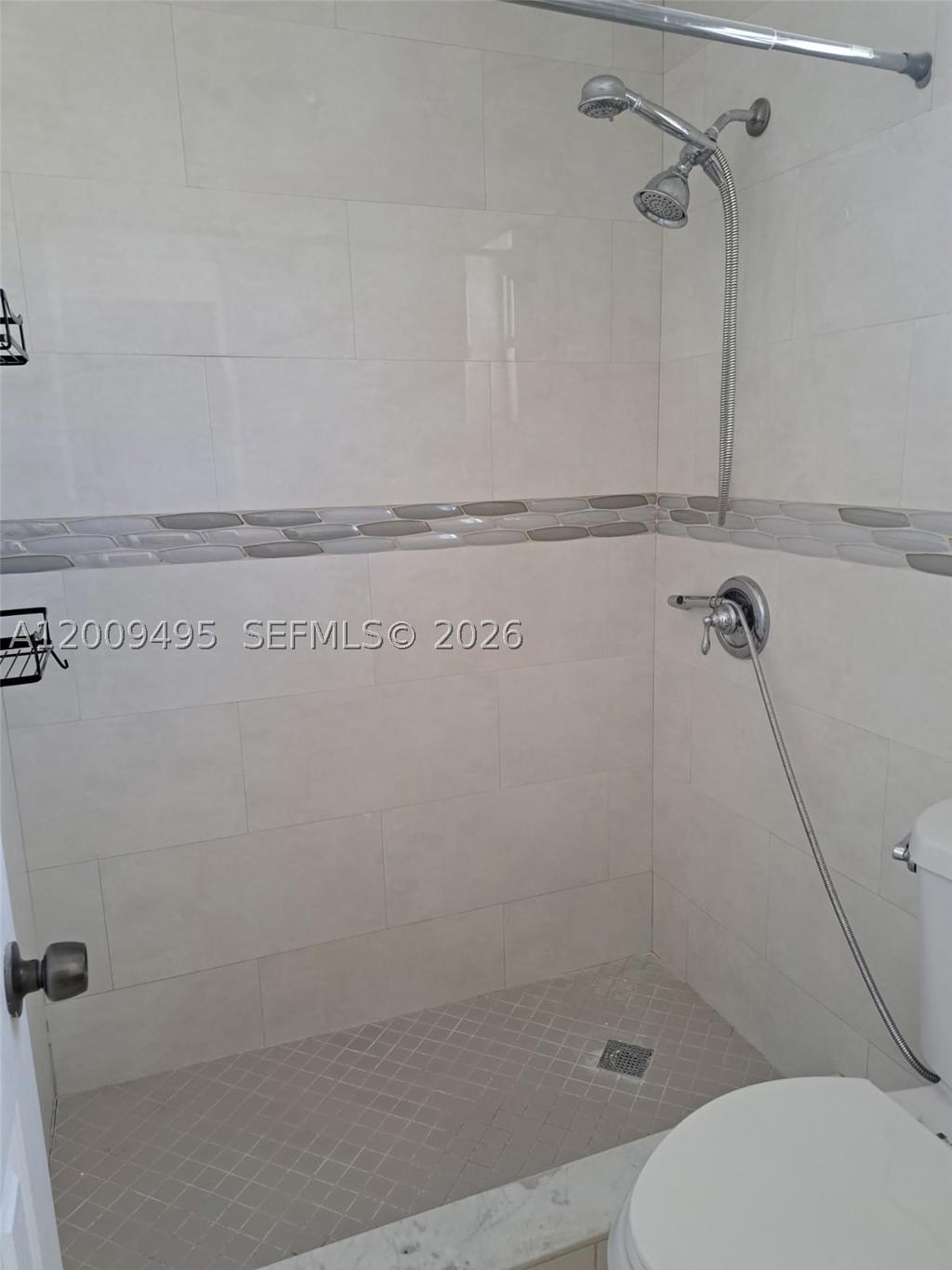 Real estate property located at 8541 7th St #32, Miami-dade, Florida 2000 Condo, Miami, FL