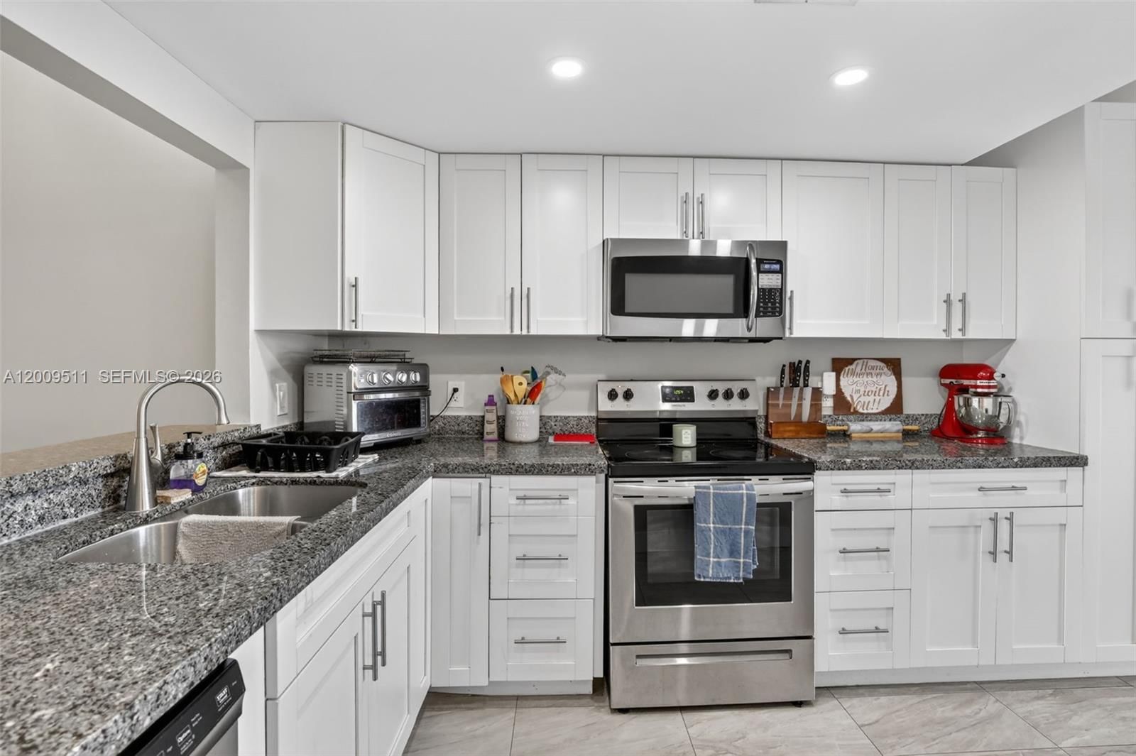 Real estate property located at 4283 Pine Island Rd, Broward, Pine Island Lakes Townhome, Davie, FL
