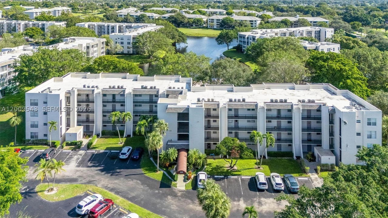 Real estate property located at 9340 Lagoon Pl #110, Broward, Poinciana 12a Pine Island, Davie, FL