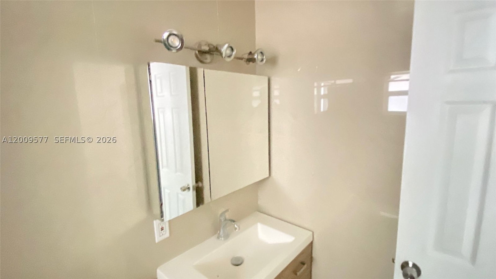 Real estate property located at 530 99th St, Miami-dade, 1st Addn To Pinewood Park, Miami, FL