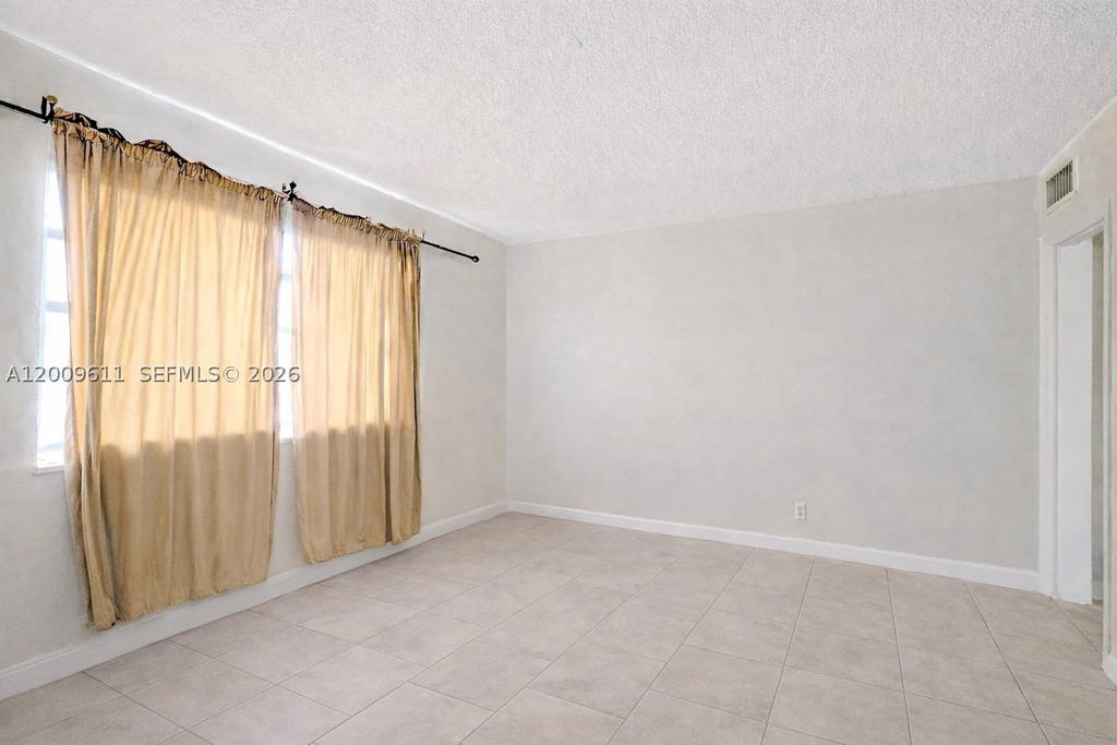 Real estate property located at 1225 124th St #49C, Miami-dade, Windward Condo, North Miami, FL