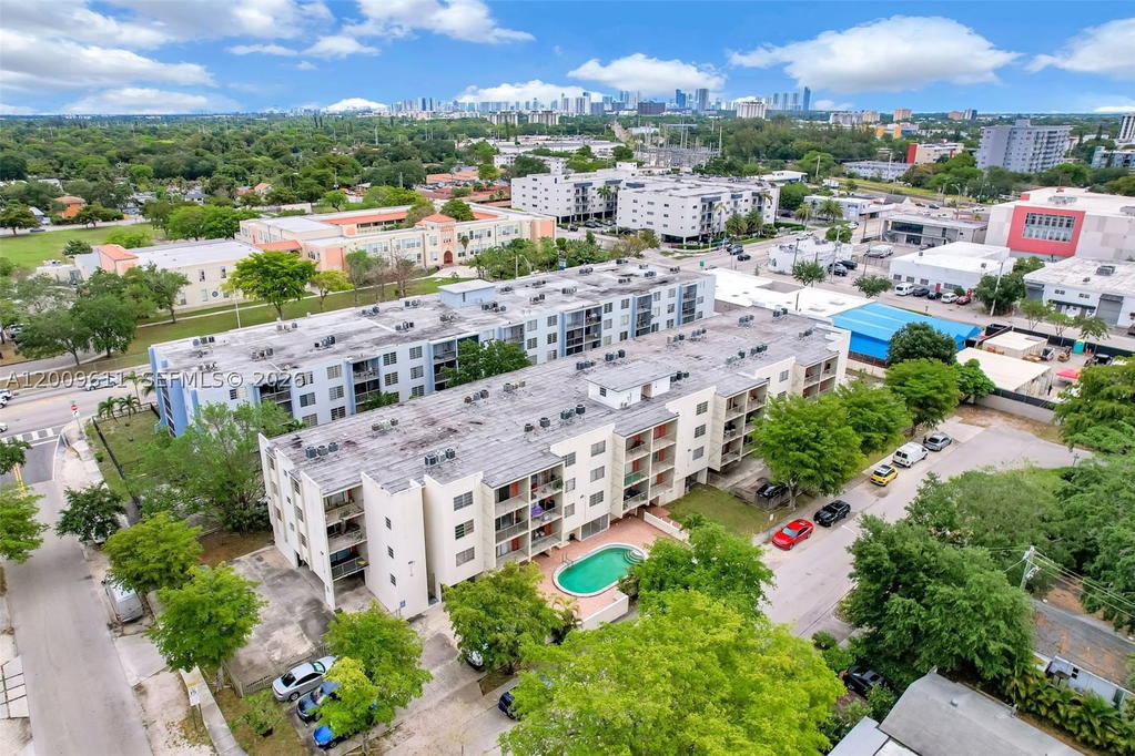 Real estate property located at 1225 124th St #49C, Miami-dade, Windward Condo, North Miami, FL