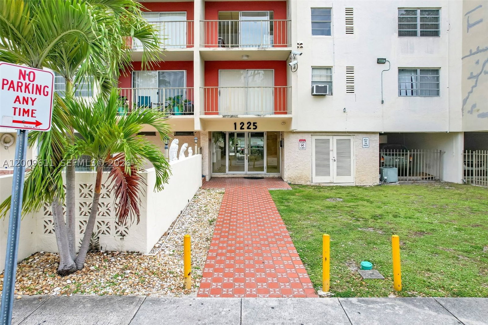 Real estate property located at 1225 124th St #49C, Miami-dade, Windward Condo, North Miami, FL