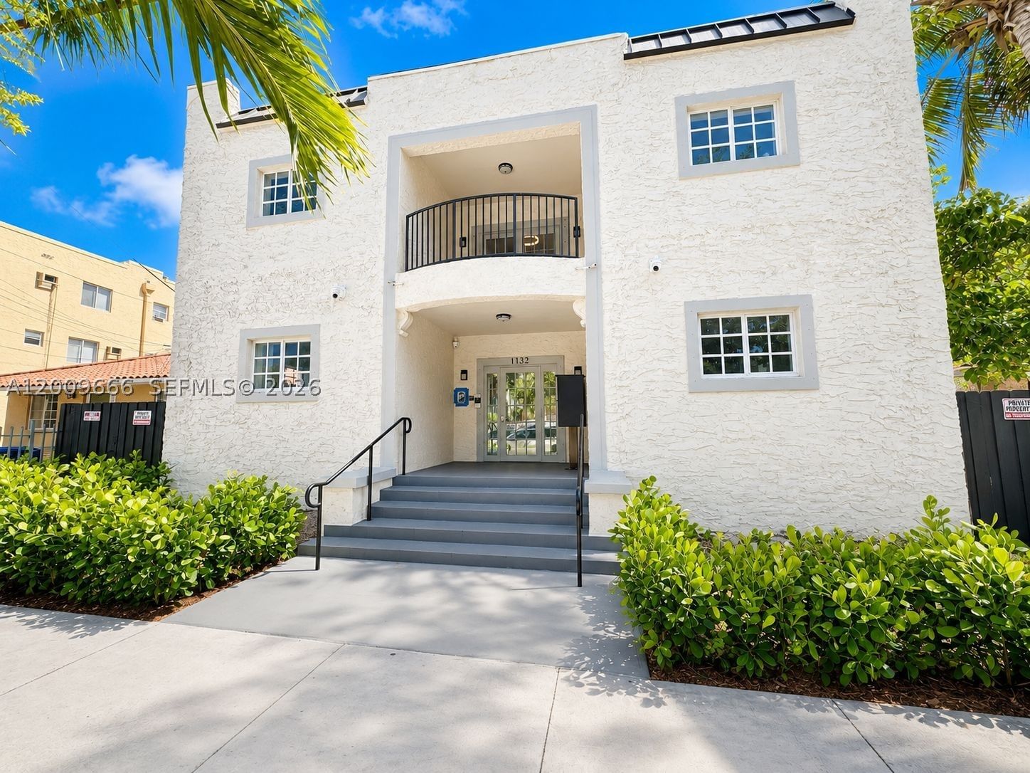 Real estate property located at 1132 3rd St, Miami-dade, Lawrence Estate Land Co, Miami, FL