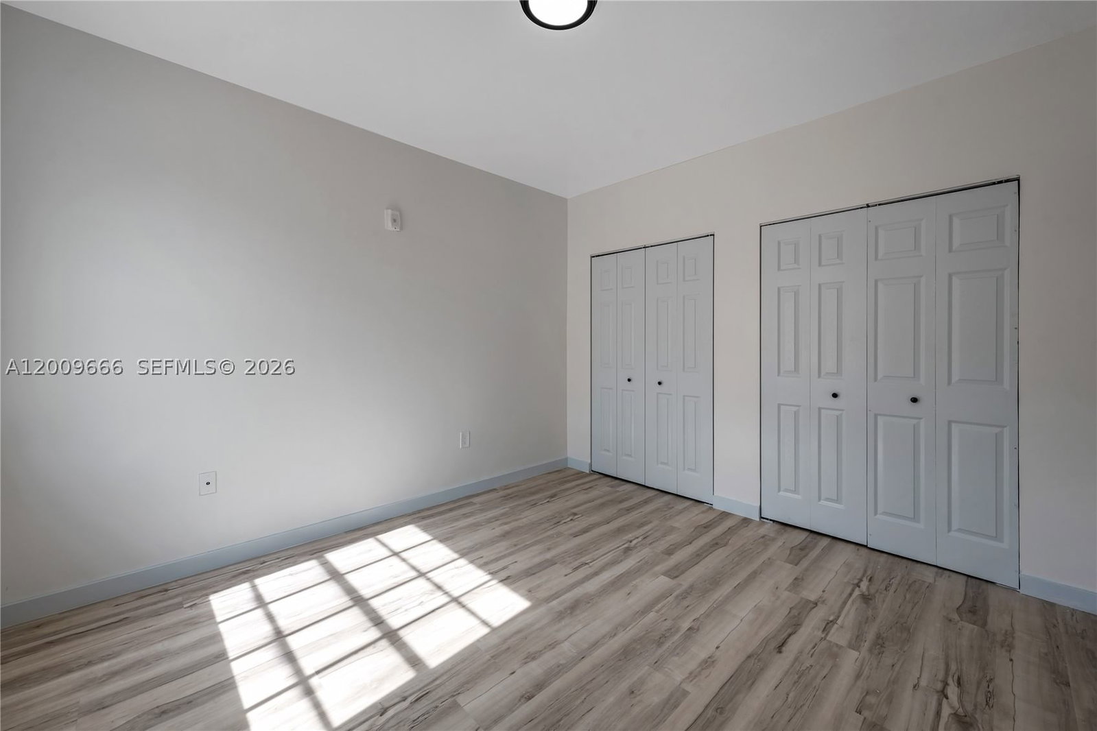 Real estate property located at 1132 3rd St, Miami-dade, Lawrence Estate Land Co, Miami, FL