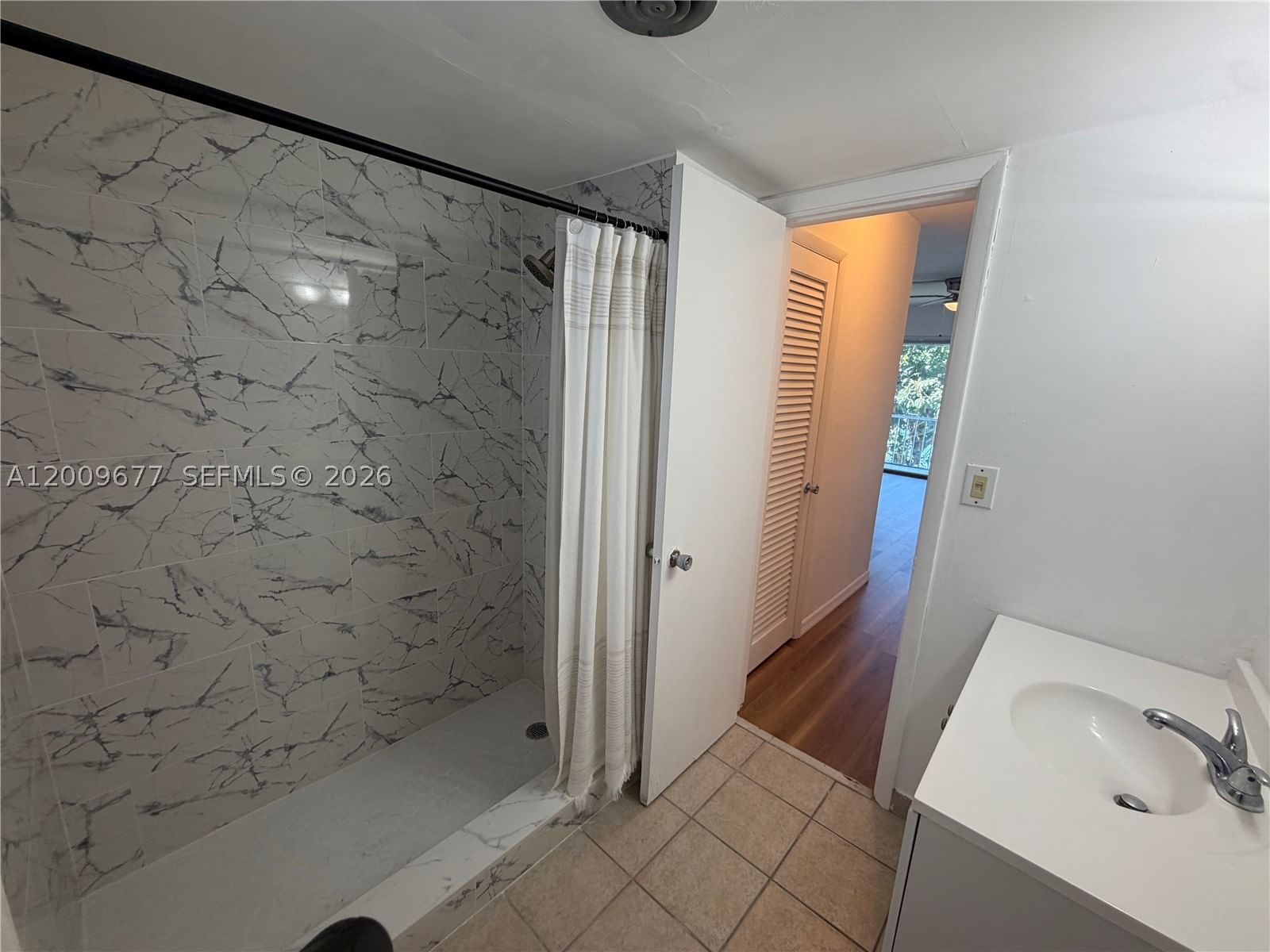 Real estate property located at 1530 191st St #205, Miami-dade, Third Horizons Condo, Miami, FL