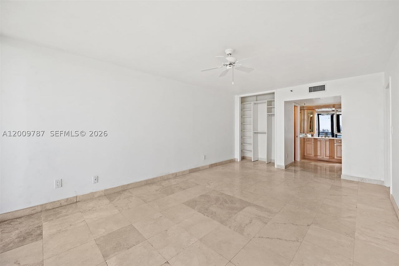 Real estate property located at 7751 Bayshore Ct #7B, Miami-dade, Coral Bay Racquet Club Co, Miami, FL