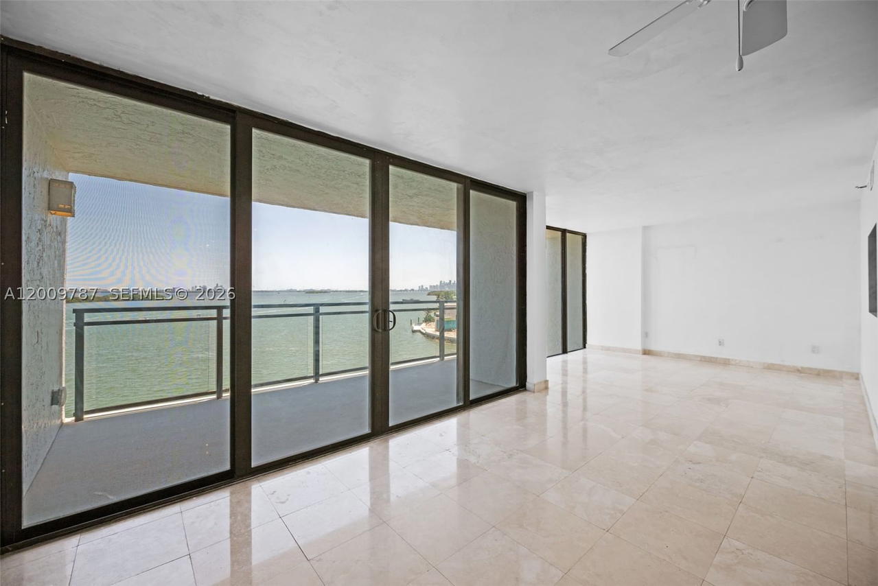 Real estate property located at 7751 Bayshore Ct #7B, Miami-dade, Coral Bay Racquet Club Co, Miami, FL