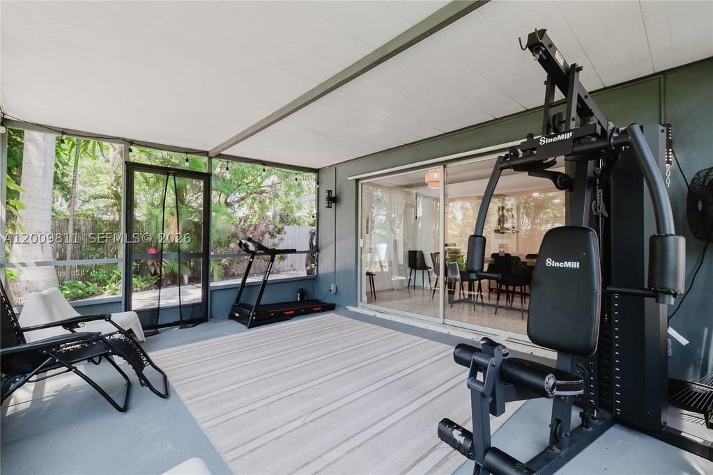 Real estate property located at 1106 13th Ct, Broward, Country Club Homes, Hollywood, FL