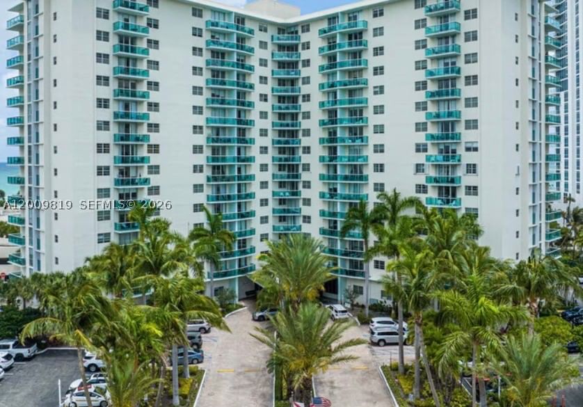 Real estate property located at 3801 Ocean Dr #2B, Broward, Tides On Hollywood Beach, Hollywood, FL