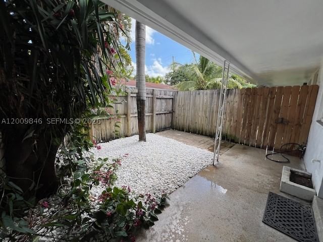Real estate property located at 590 40th Ct #3, Broward, Astra Condo, Oakland Park, FL
