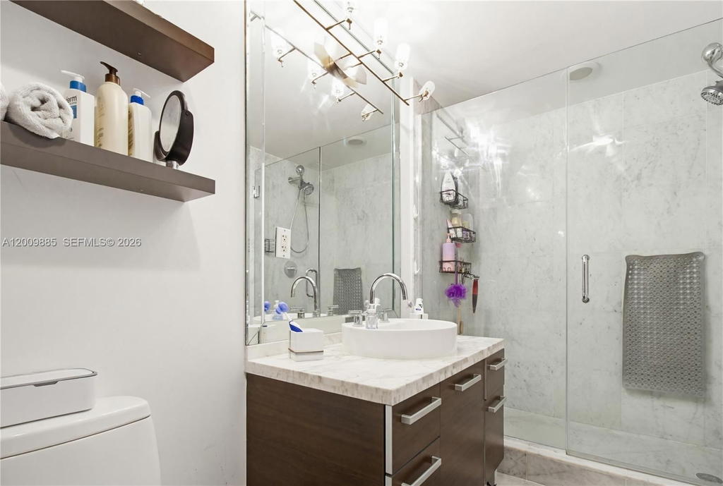Real estate property located at 253 2nd St #2005, Miami-dade, Vizcayne South Condo, Miami, FL