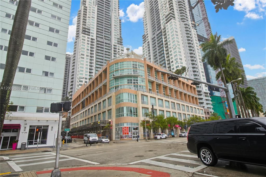 Real estate property located at 253 2nd St #2005, Miami-dade, Vizcayne South Condo, Miami, FL